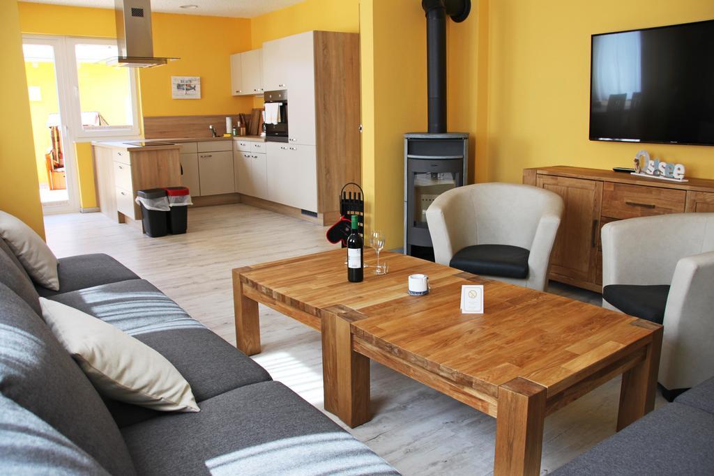 Kuestenhaus 코세로우 외부 사진